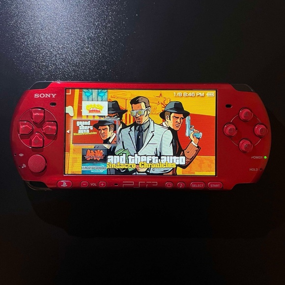 Sony Psp With Over 1000+ Games - Picture 2 of 9